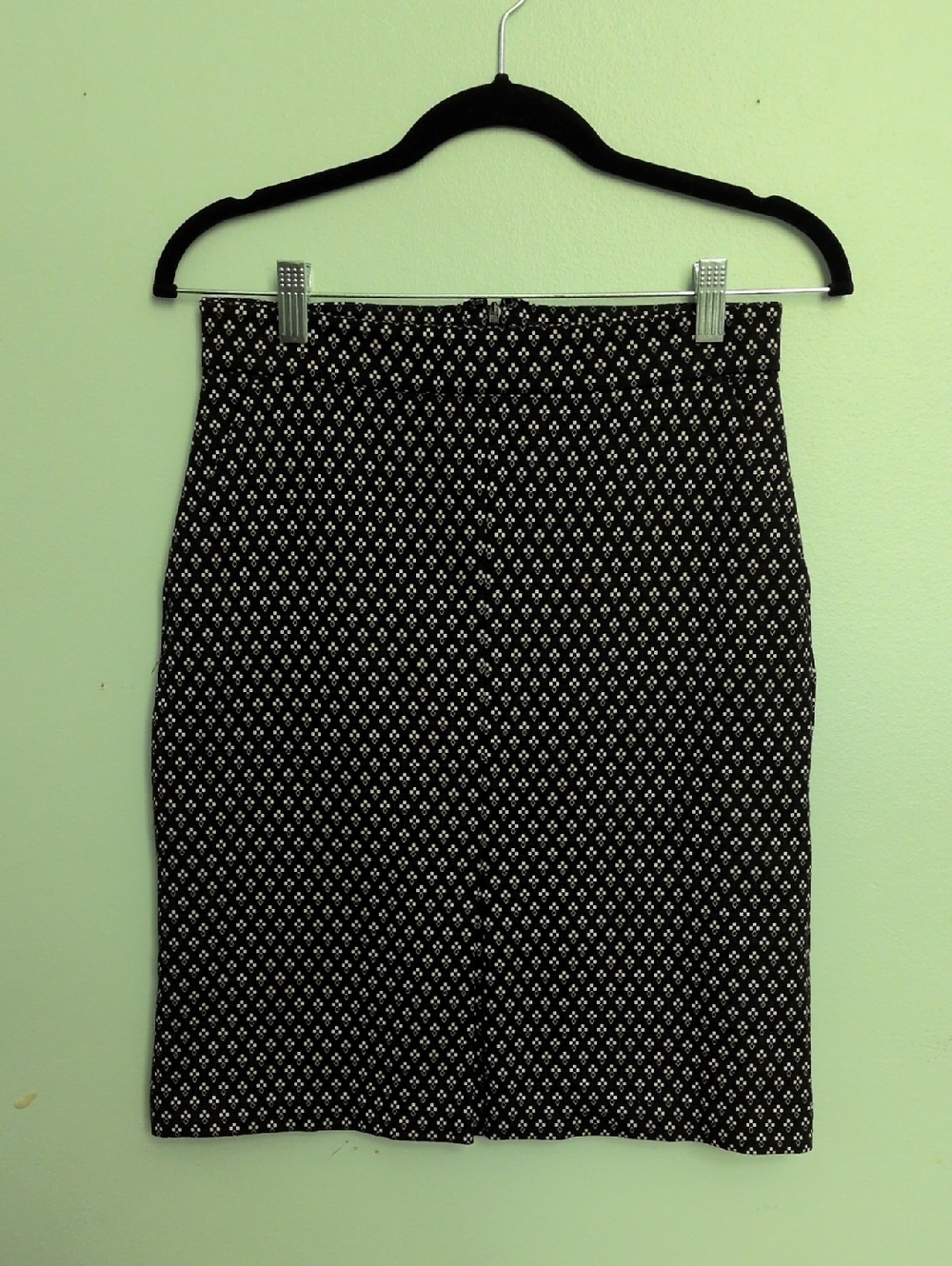 Banana Republic Black and White Diamond-Print Pencil Skirt